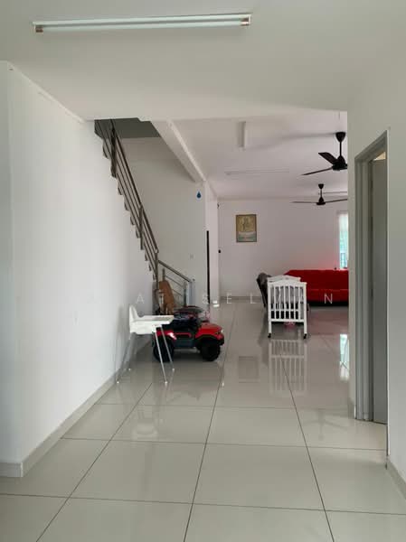 Semi-Detached House for Sale in Taman Bukit Jaya (Ulu Tiram) - Kalai Selvan - Interior - PropertyGuru.com.my