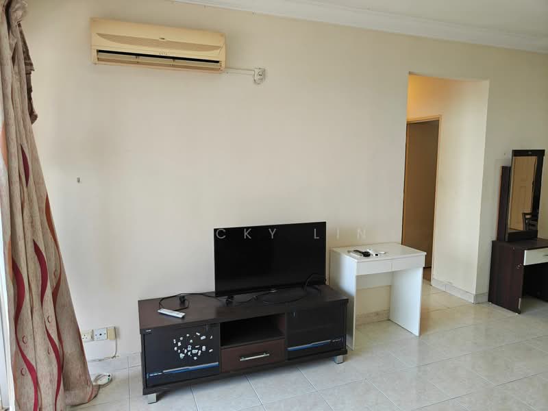 Kondominium untuk Dijual di Koi Tropika - Jacky Lin - Living Room - PropertyGuru.com.my