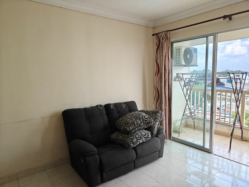 Kondominium untuk Dijual di Koi Tropika - Jacky Lin - Living Room - PropertyGuru.com.my