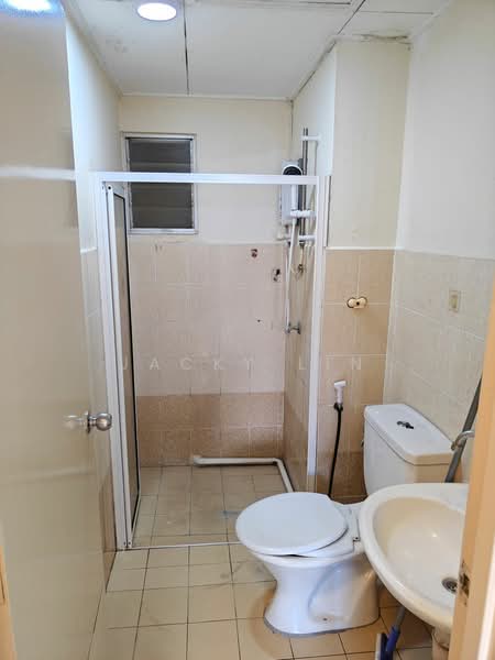 Kondominium untuk Dijual di Koi Tropika - Jacky Lin - Bathroom - PropertyGuru.com.my