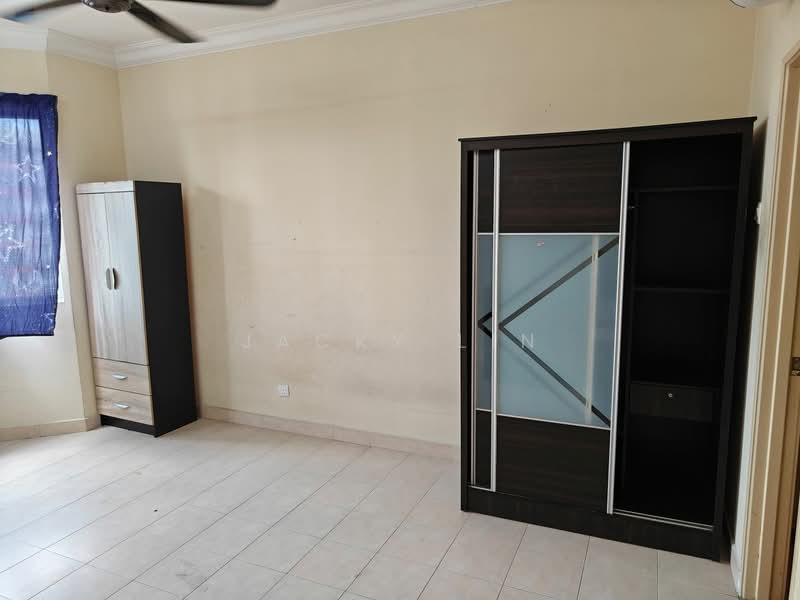 Kondominium untuk Dijual di Koi Tropika - Jacky Lin - Bedroom - PropertyGuru.com.my