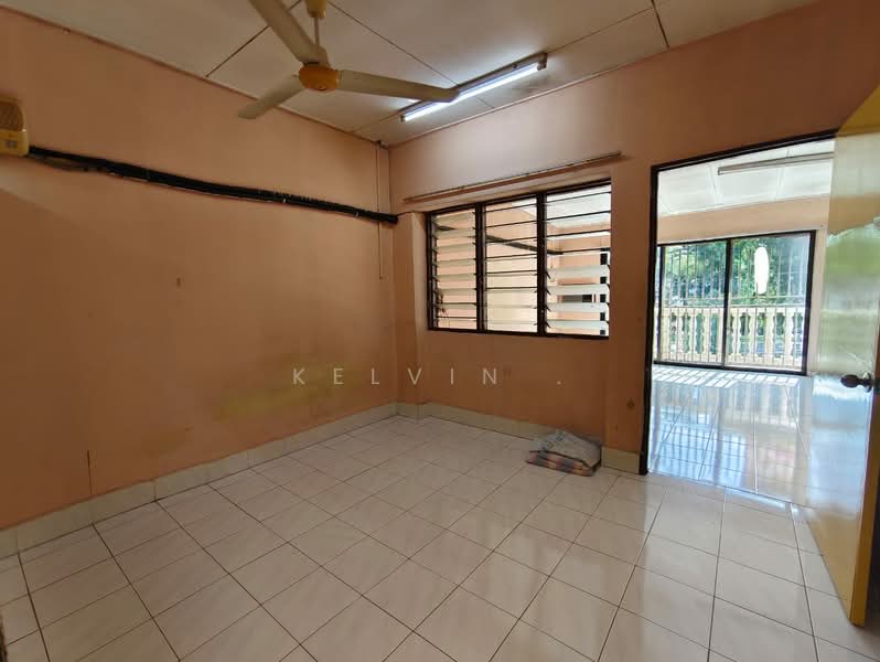 2-storey Terraced House for Sale in Taman Bukit Rawang Jaya (Rawang) - Kelvin . - Interior - PropertyGuru.com.my