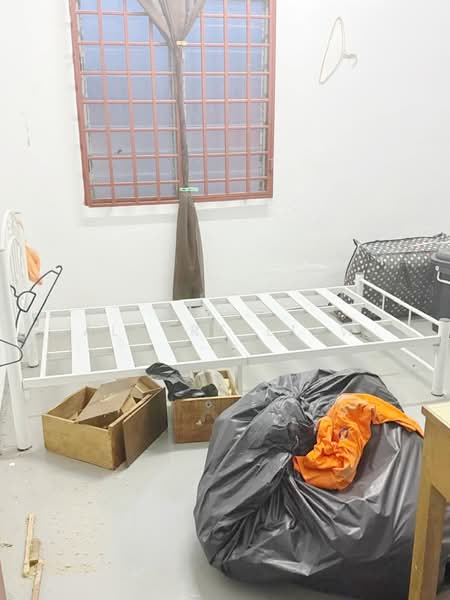 Rumah Teres 2 Tingkat untuk Dijual di Pekan Nanas (Johor) - Albert Liew - Bedroom - PropertyGuru.com.my