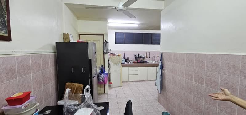 2-storey Terraced House for Sale in Taman Ungku Tun Aminah (Skudai) - Lucas Ong - Kitchen - PropertyGuru.com.my