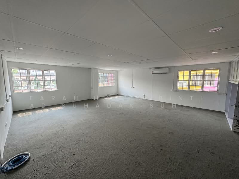 Kedai / Pejabat untuk Disewa di Bandar Damai Perdana (Cheras) - FARAH HANIM BINTI AD SUHADAK SUHADAK - Interior - PropertyGuru.com.my