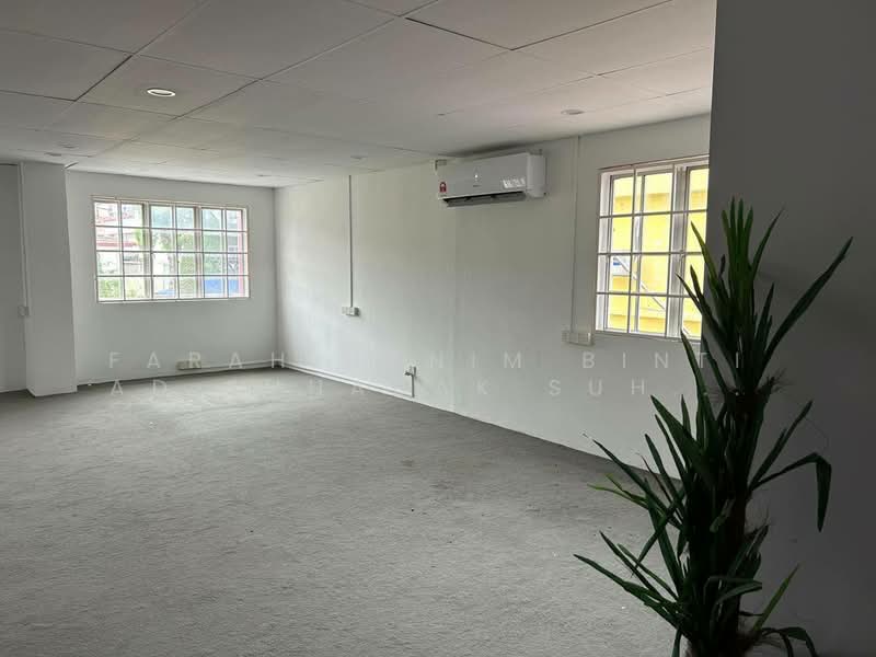 Kedai / Pejabat untuk Disewa di Bandar Damai Perdana (Cheras) - FARAH HANIM BINTI AD SUHADAK SUHADAK - Interior - PropertyGuru.com.my