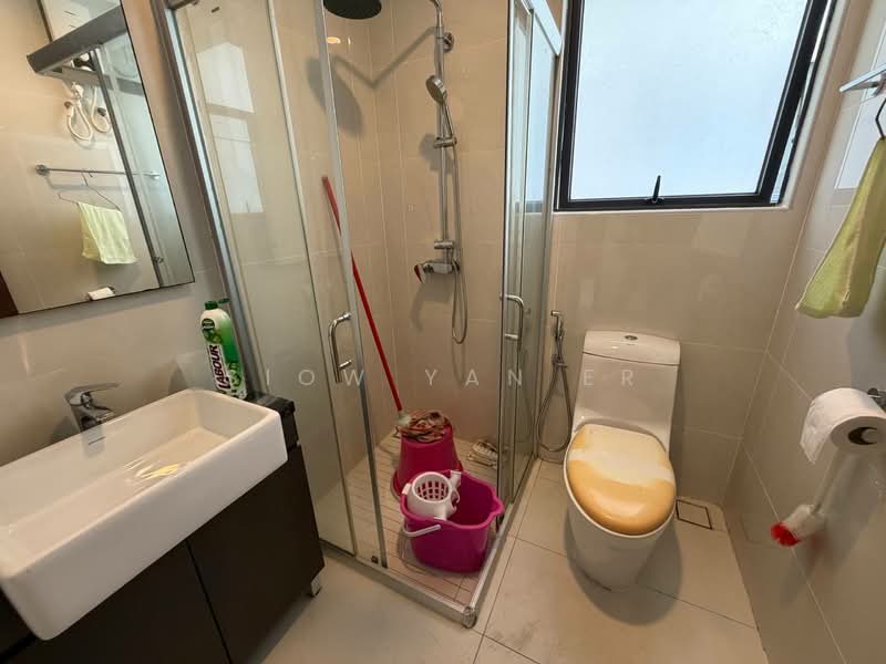 Condominium for Sale at Royal Strand @ Country Garden Danga Bay - Siow Yan Er - Bathroom - PropertyGuru.com.my