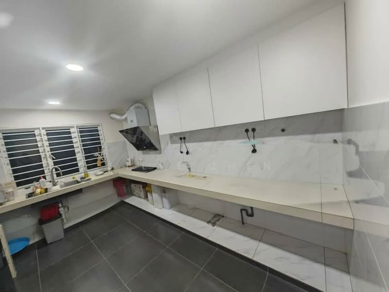 1.5-storey Terraced House for Sale in Taman Nanyang (Batu) - Steve Chen - Kitchen - PropertyGuru.com.my
