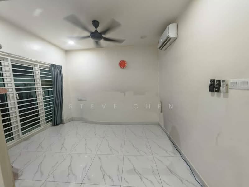 1.5-storey Terraced House for Sale in Taman Nanyang (Batu) - Steve Chen - Living Room - PropertyGuru.com.my