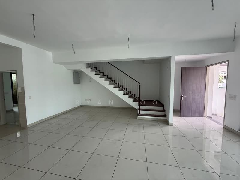 Rumah Teres 2 Tingkat untuk Dijual di Denai Alam (Shah Alam) - Ryan Soo - Living Room - PropertyGuru.com.my