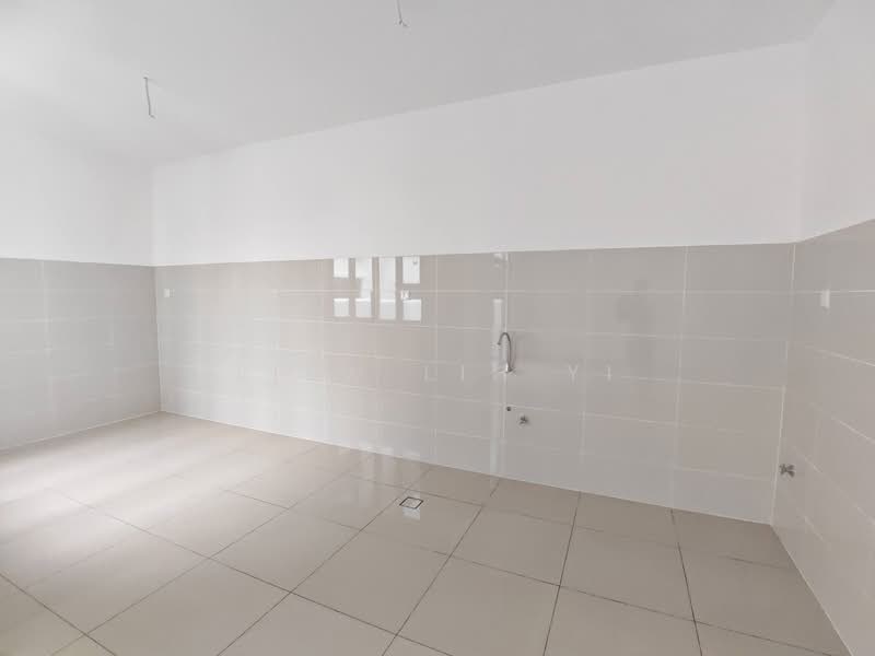 Cluster House for Sale in Iskandar Puteri (Nusajaya) (Johor) - Liew Lih Yi - Kitchen - PropertyGuru.com.my