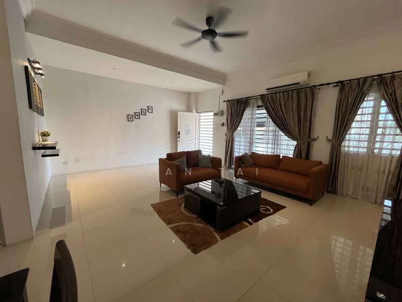 Rumah Teres 2 Tingkat untuk Dijual di Taman Bercham Idaman (Ipoh) - Ivan Tai - Living Room - PropertyGuru.com.my