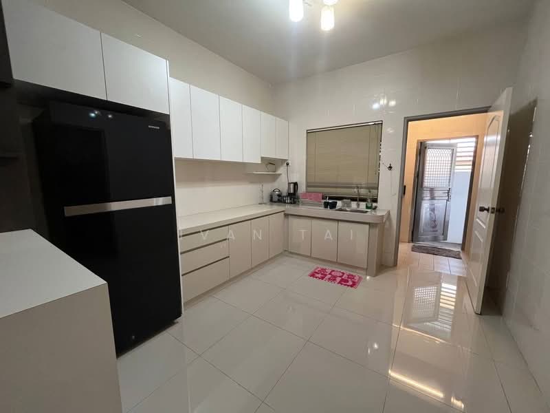 Rumah Teres 2 Tingkat untuk Dijual di Taman Bercham Idaman (Ipoh) - Ivan Tai - Kitchen - PropertyGuru.com.my
