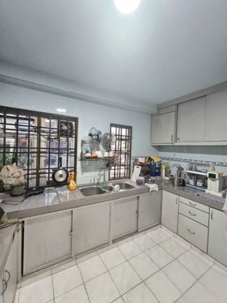 Rumah Teres 2 Tingkat untuk Dijual di Taman Bukit Gemilang (Skudai) - Ong Lih Shyan - Kitchen - PropertyGuru.com.my