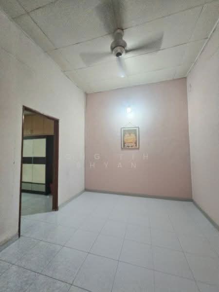 Rumah Teres 2 Tingkat untuk Dijual di Taman Bukit Gemilang (Skudai) - Ong Lih Shyan - Interior - PropertyGuru.com.my