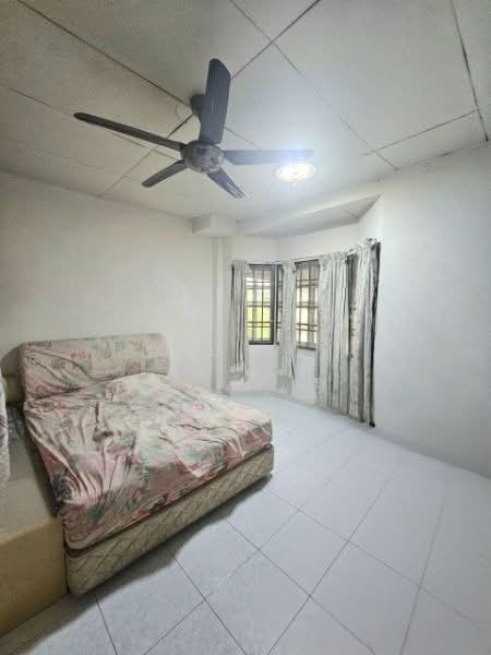 Rumah Teres 2 Tingkat untuk Dijual di Taman Bukit Gemilang (Skudai) - Ong Lih Shyan - Bedroom - PropertyGuru.com.my