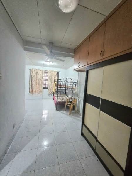 Rumah Teres 2 Tingkat untuk Dijual di Taman Bukit Gemilang (Skudai) - Ong Lih Shyan - Bedroom - PropertyGuru.com.my