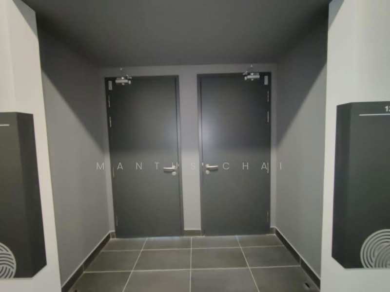 Office for Rent in Mutiara Central (Cheras) - Mantus Chai - Corridor - PropertyGuru.com.my