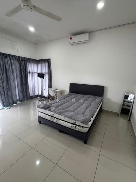 Cluster House for Sale in Nusantara Prima (Gelang Patah) - Jesserine Neo - Bedroom - PropertyGuru.com.my