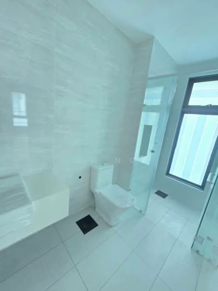 Bungalow for Sale in Taman Molek (Johor Bahru) - CK Ng - Bathroom - PropertyGuru.com.my