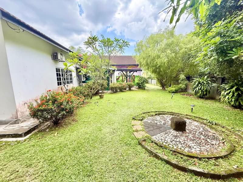 Rumah Banglo untuk Dijual di Kota Damansara (Selangor) - Reena Sarif - Exterior - PropertyGuru.com.my