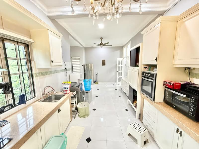Rumah Banglo untuk Dijual di Kota Damansara (Selangor) - Reena Sarif - Kitchen - PropertyGuru.com.my