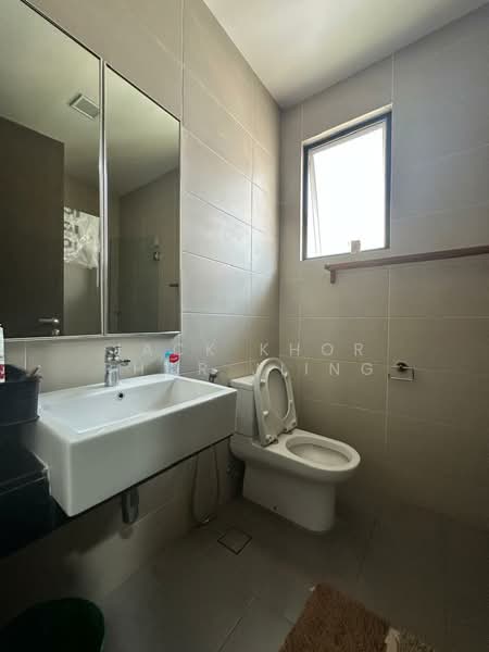 Rumah Berkembar untuk Dijual di Setia Eco Park (Setia Alam) - Jack Khor Phor Jiing - Bathroom - PropertyGuru.com.my