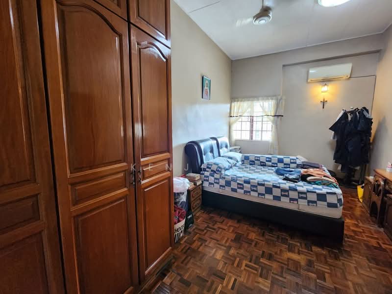 1-storey Terraced House for Sale in Taman Bukit Maluri (Kepong) - Kenji Ti - Bedroom - PropertyGuru.com.my