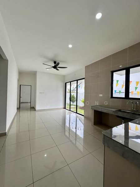 Rumah Berkembar untuk Dijual di Taman Klebang Perdana (Chemor) - Levi Chong - Kitchen - PropertyGuru.com.my