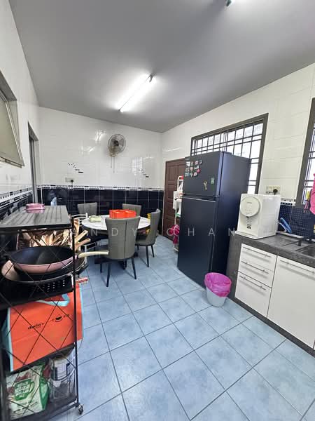 Rumah Teres 2 Tingkat untuk Dijual di Taman Setia Indah (Tebrau) - Andy Chan - Kitchen - PropertyGuru.com.my