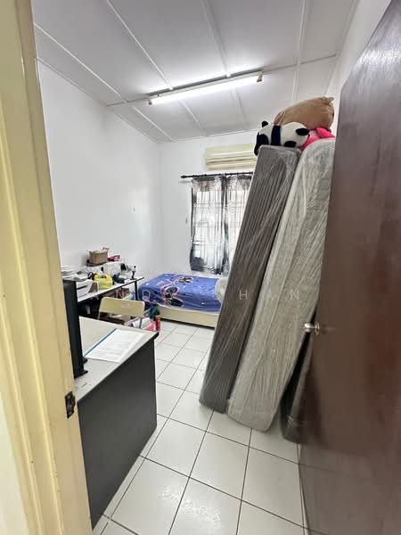Rumah Teres 2 Tingkat untuk Dijual di Taman Setia Indah (Tebrau) - Andy Chan - Bedroom - PropertyGuru.com.my