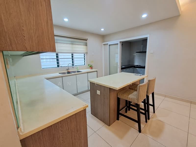2-storey Terraced House for Sale in Usj 11 (Subang Jaya) - Angel Tan - Kitchen - PropertyGuru.com.my
