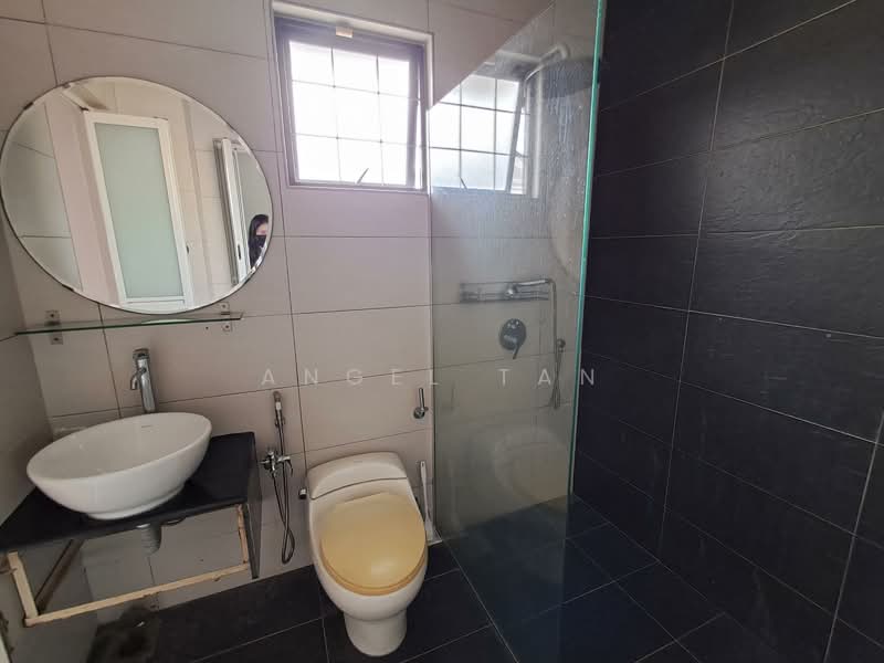 2-storey Terraced House for Sale in Usj 11 (Subang Jaya) - Angel Tan - Bathroom - PropertyGuru.com.my