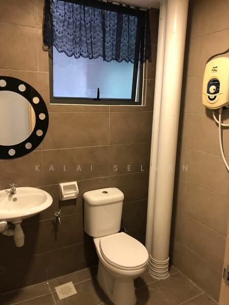 Servis Apartment untuk Dijual di ARC @ Austin Hills - Kalai Selvan - Bathroom - PropertyGuru.com.my