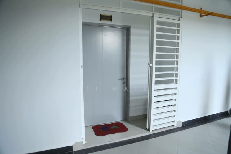 Condominium for Rent at Dwiputra Residences - Siti Haila - Entrance - PropertyGuru.com.my