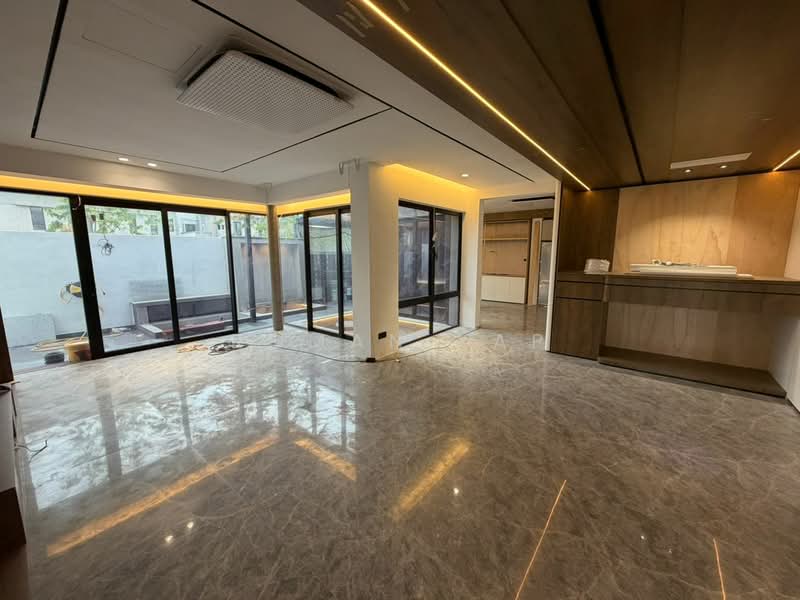 Semi-Detached House for Sale in Kota Emerald (Rawang) - Roman Yap - Living Room - PropertyGuru.com.my