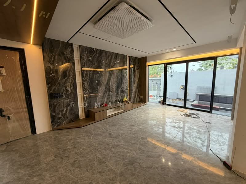 Semi-Detached House for Sale in Kota Emerald (Rawang) - Roman Yap - Living Room - PropertyGuru.com.my