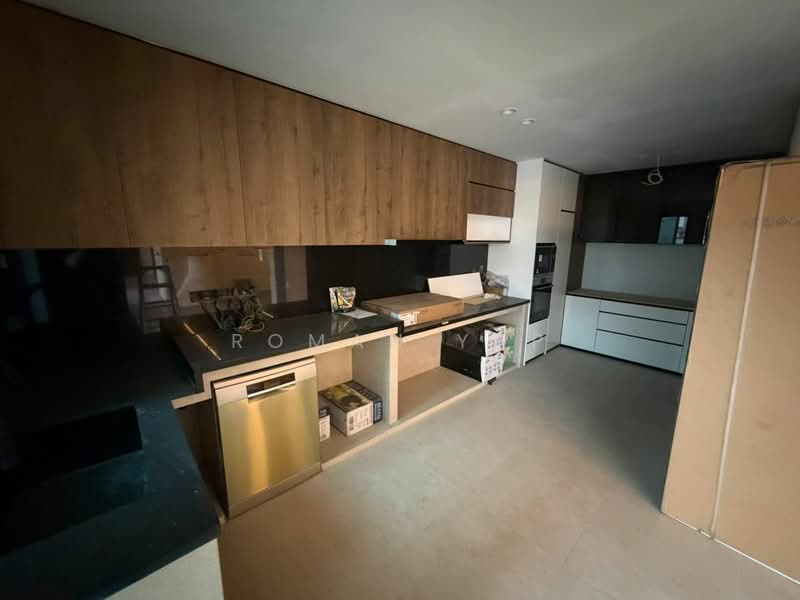 Semi-Detached House for Sale in Kota Emerald (Rawang) - Roman Yap - Kitchen - PropertyGuru.com.my