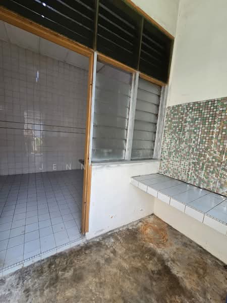 1.5-storey Terraced House for Sale in Taman Molek (Johor Bahru) - Jennie Chew - Interior - PropertyGuru.com.my