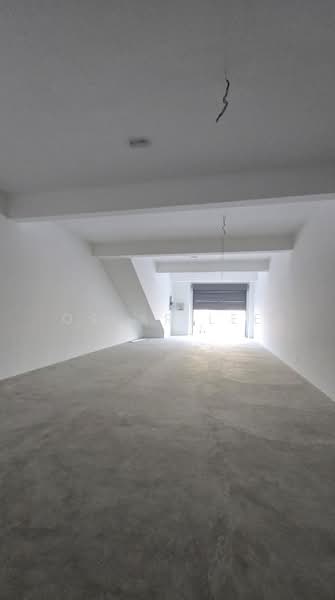 Shop for Rent in Bandar Rimbayu (Telok Panglima Garang) - Oscar Lee - Interior - PropertyGuru.com.my