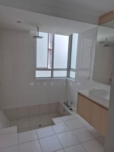Servis Apartment untuk Disewa di Solaris Dutamas - Miko Lew - PropertyGuru.com.my