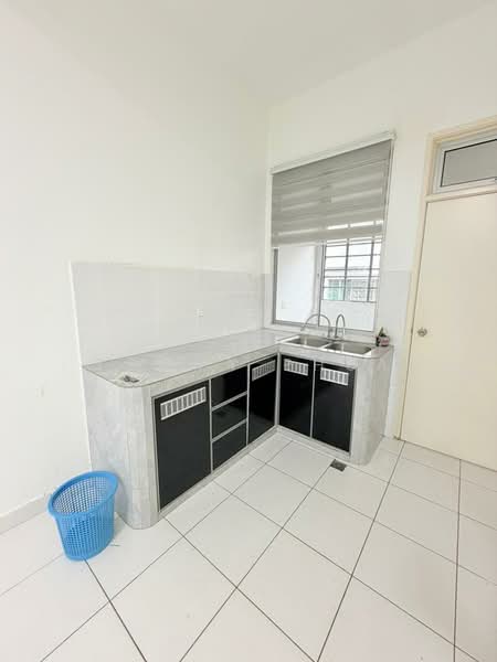 2-storey Terraced House for Rent in Taman Bestari Perdana (Pasir Gudang) - Tommy Phua - Kitchen - PropertyGuru.com.my