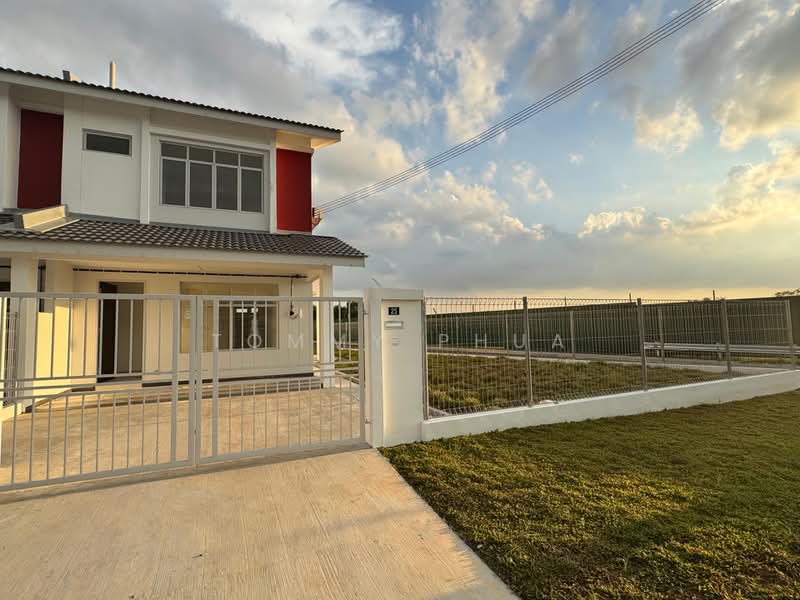 Rumah Teres 2 Tingkat untuk Disewa di Taman Bestari Perdana (Pasir Gudang) - Tommy Phua - Exterior - PropertyGuru.com.my