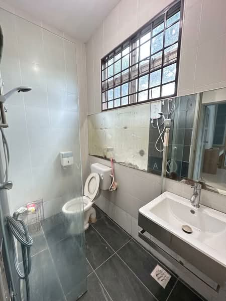 2-storey Terraced House for Sale in Taman JP Perdana (Johor Bahru) - Alviss Tay - Bathroom - PropertyGuru.com.my