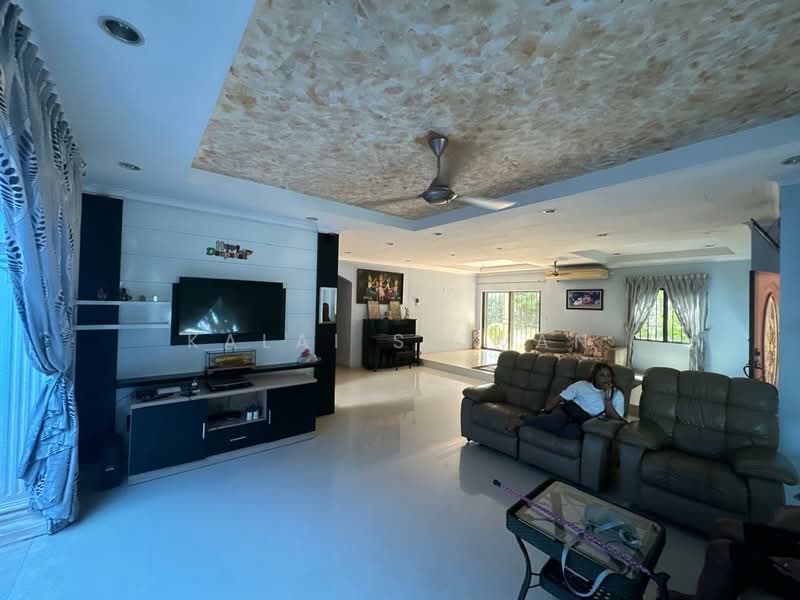 Semi-Detached House for Sale in Taman Mount Austin (Tebrau) - Kalai Selvan - Living Room - PropertyGuru.com.my