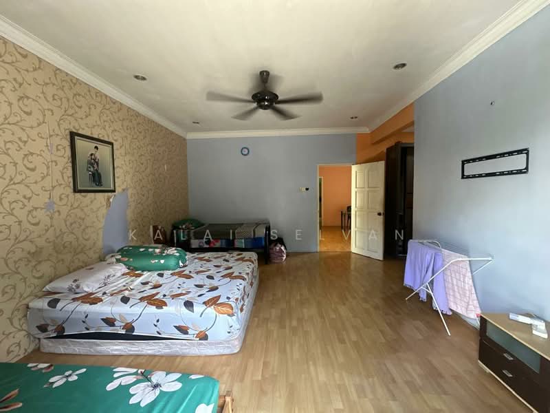 Semi-Detached House for Sale in Taman Mount Austin (Tebrau) - Kalai Selvan - Bedroom - PropertyGuru.com.my