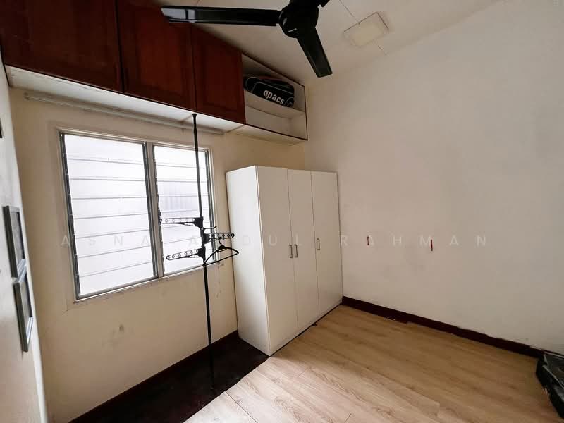 Semi-Detached House for Rent in Bandar Bukit Mahkota (Bangi) - Asna Abdul Rahman - Bedroom - PropertyGuru.com.my