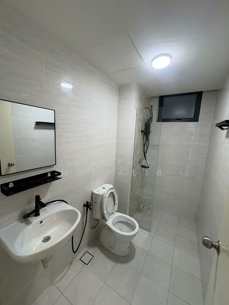 Condominium for Rent at Brezza Hill - Shafiq Muttalib - Bathroom - PropertyGuru.com.my