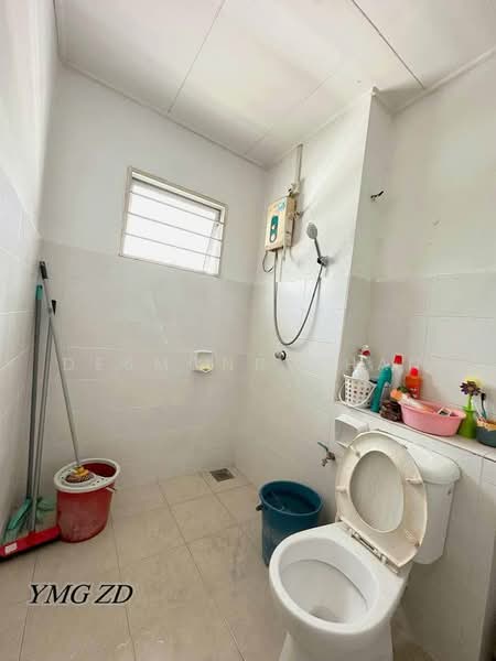 2-storey Terraced House for Sale in Bandar Botanic (Klang) - Desmond Chan - Bathroom - PropertyGuru.com.my