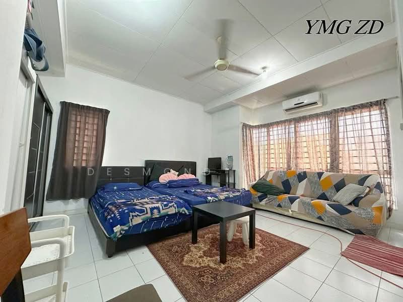 2-storey Terraced House for Sale in Bandar Botanic (Klang) - Desmond Chan - Living Room - PropertyGuru.com.my